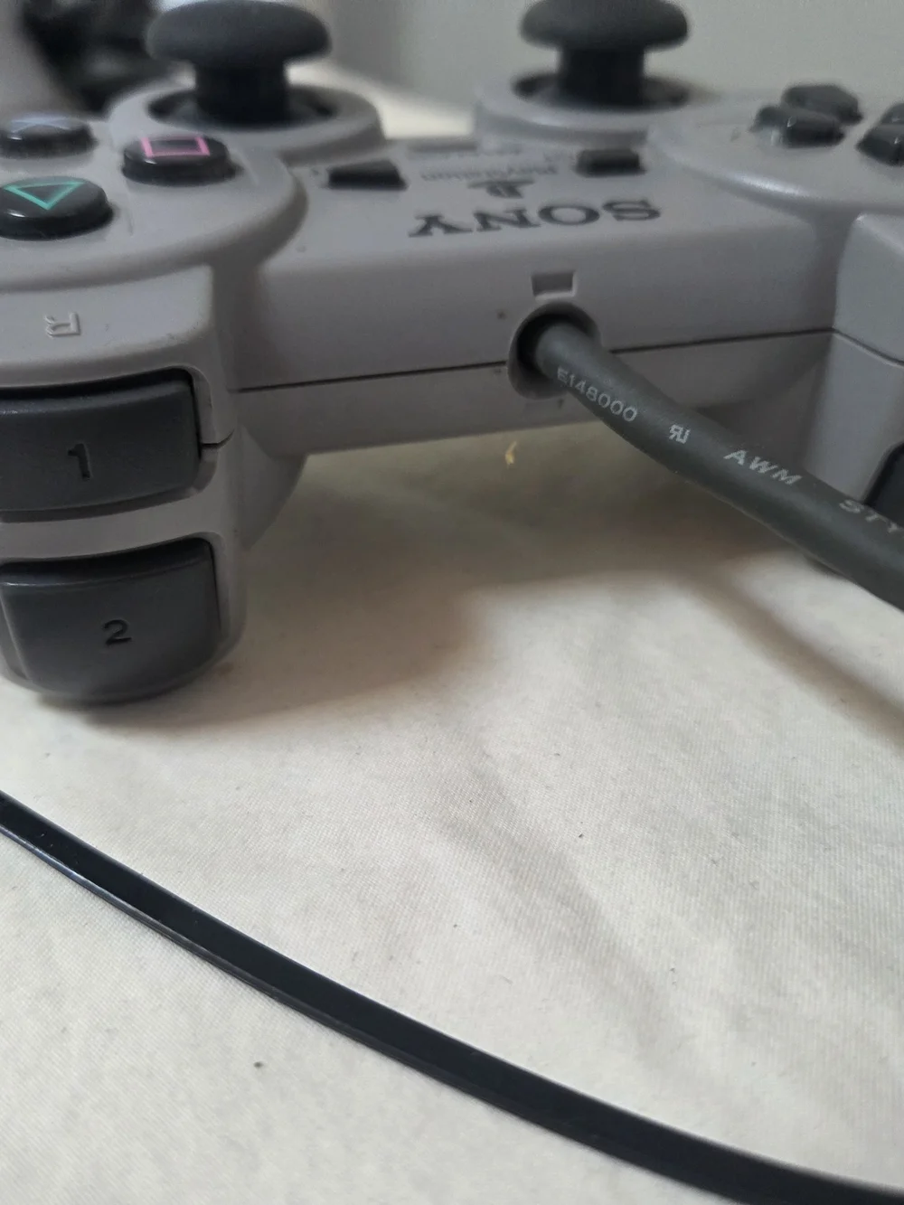 Official Sony PlayStation 1 / 2 PS1 Controller Grey Analog Dual Shock...